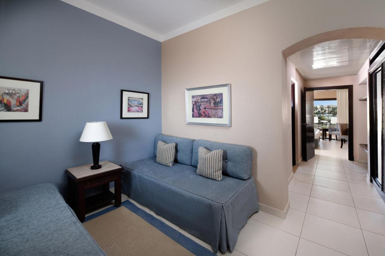 Deluxe Family Room Pool View Jaz Bluemarine